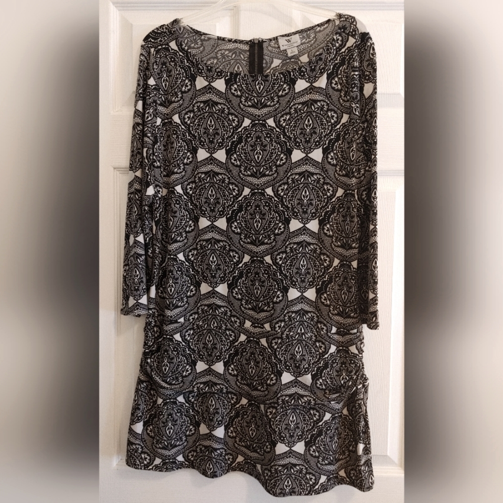 Worthington black and white tunic